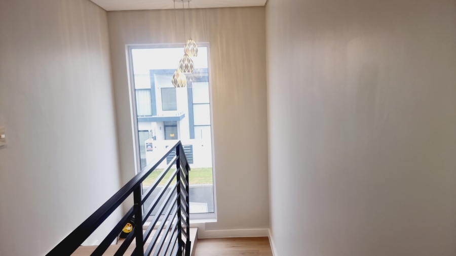 3 Bedroom Property for Sale in Sandown Western Cape